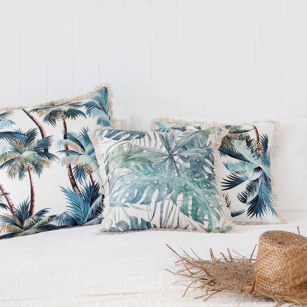 Outdoor Cushion Coastal Fringe Palm Trees White 45cm x 45cm - Image 3
