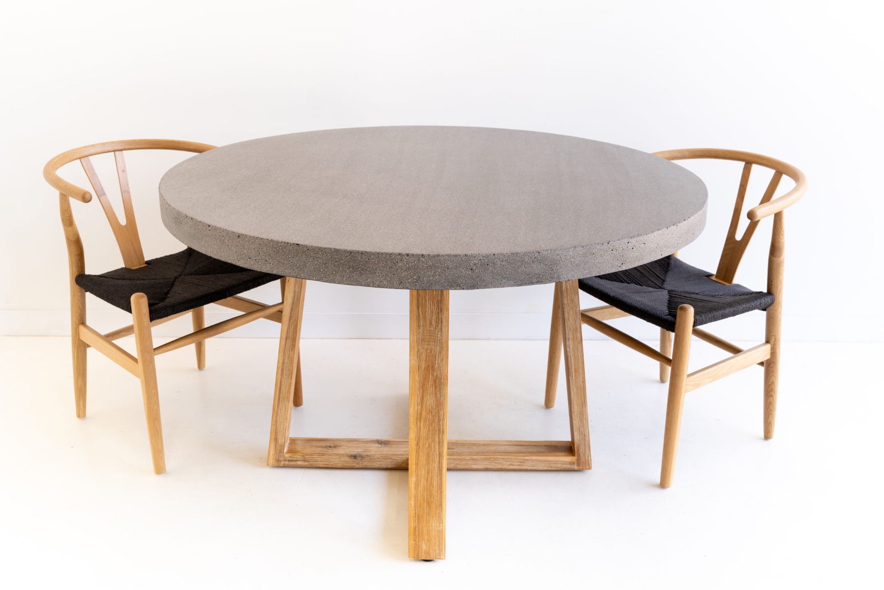 1.0m Alta Elkstone Round Dining Table – Speckled Grey with Light Honey Legs - Image 5