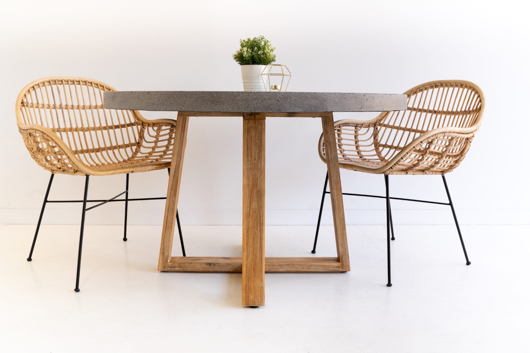 1.0m Alta Elkstone Round Dining Table – Speckled Grey with Light Honey Legs - Image 7