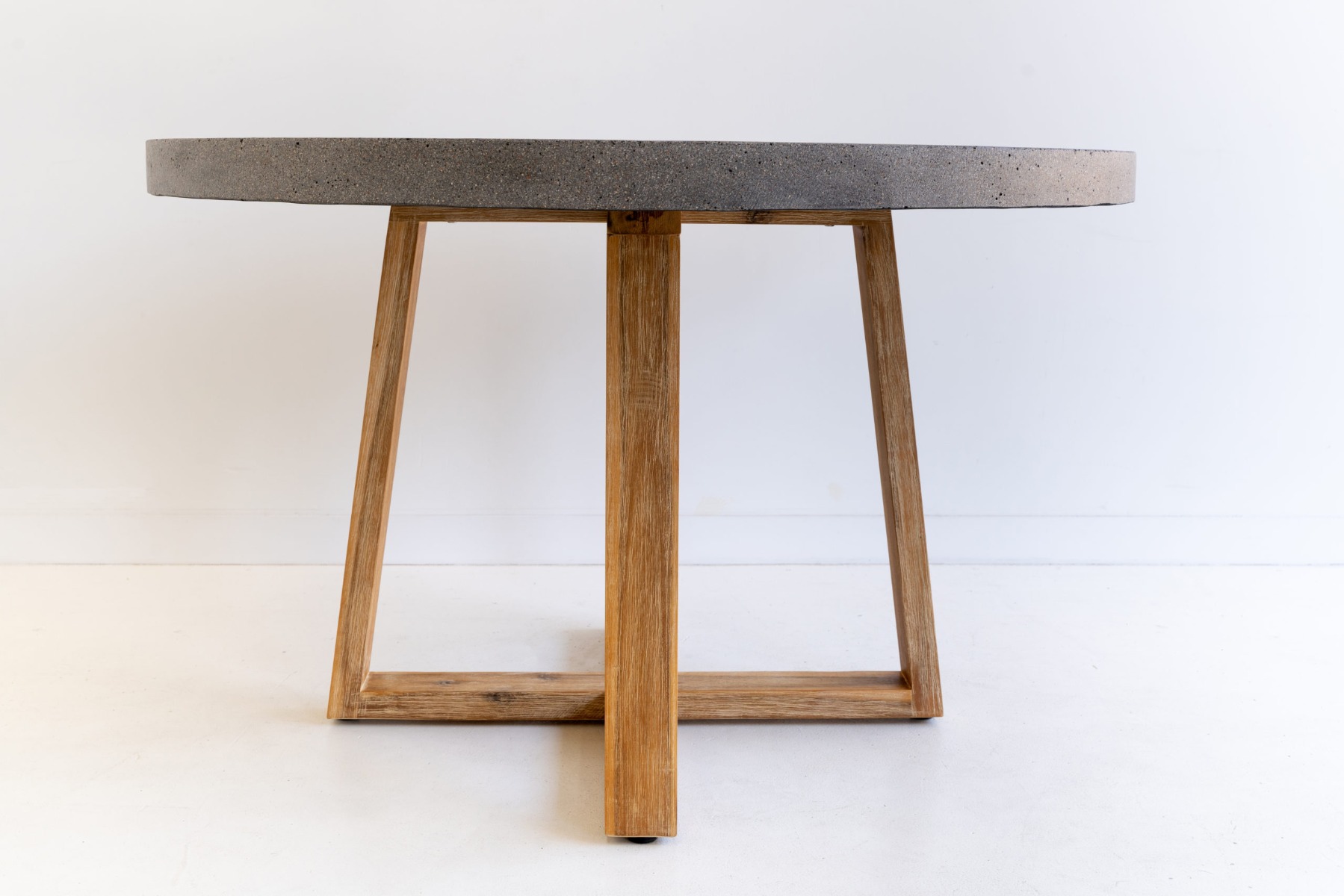 1.0m Alta Elkstone Round Dining Table – Speckled Grey with Light Honey Legs - Image 2