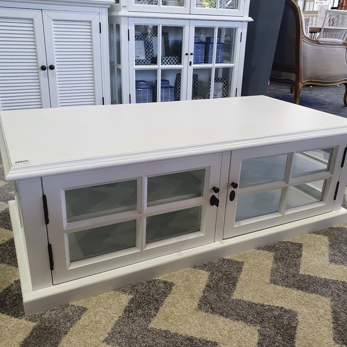 FLOORSTOCK CLEARANCE SALE "Sommersby" Timber Glass Coffee Table White, 120cmL x 60cmD x 38cmH (RRP $999) - Image 2