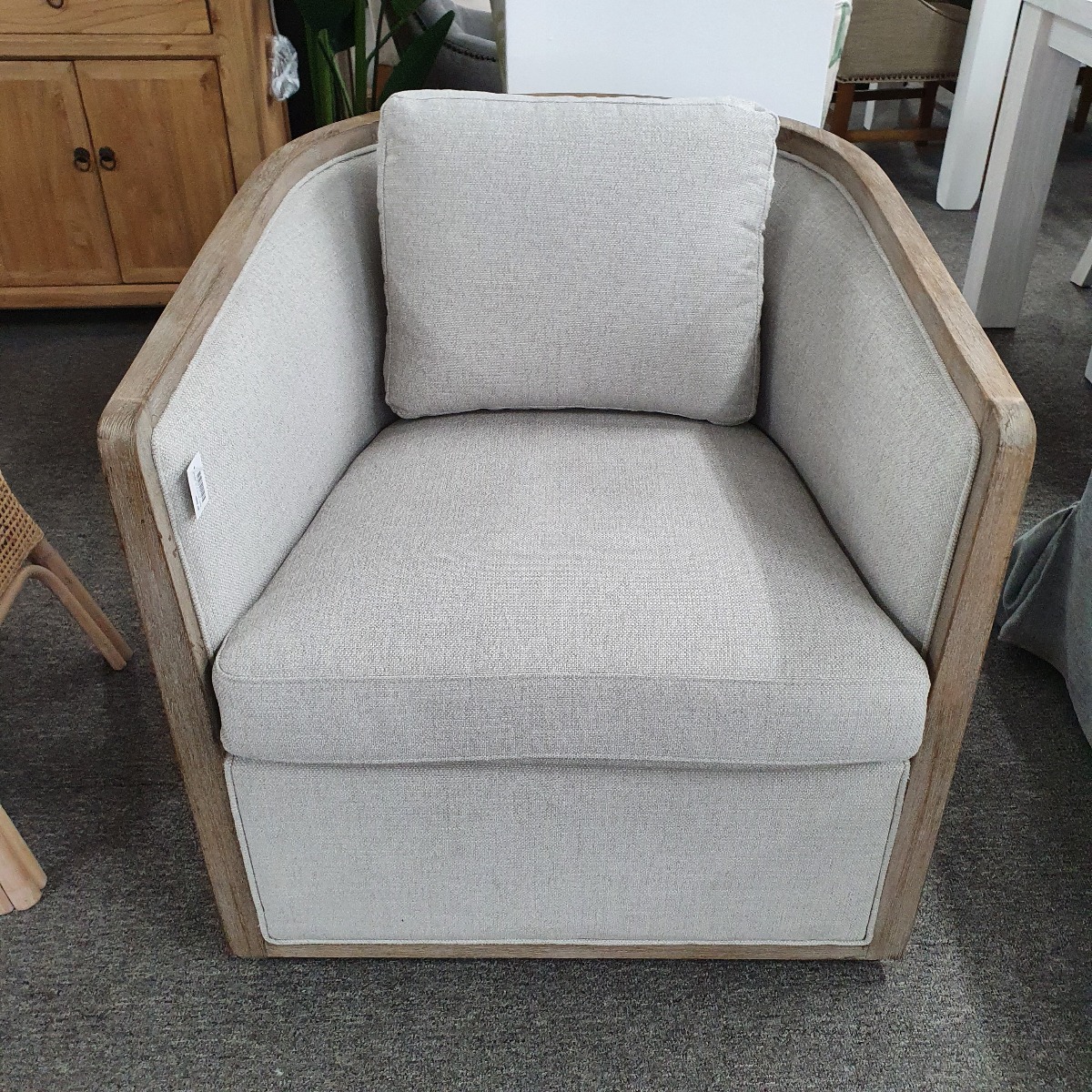 FLOORSTOCK CLEARANCE SALE "Maison" Hamptons Style Occasional Chair with Timber Frame, Linen, 75cmL x 75cmD x 79cmH (RRP $999) - Image 2