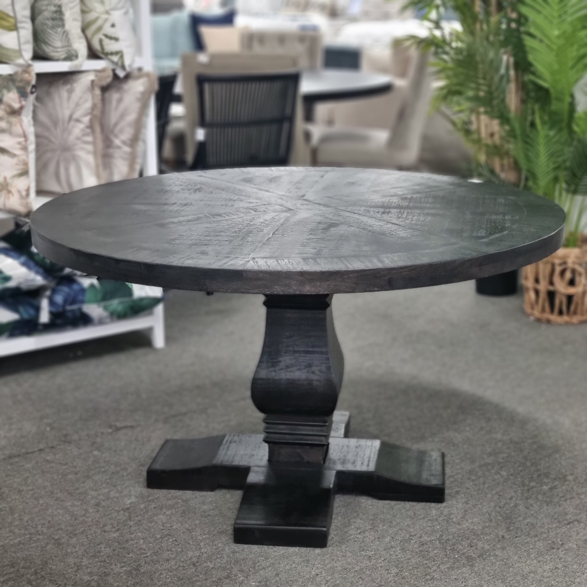 FLOORSTOCK CLEARANCE SALE "Tuscany" Hampton Style Hardwood Timber Parquetry Round Dining Table with Pedestal Base Black, 135cm