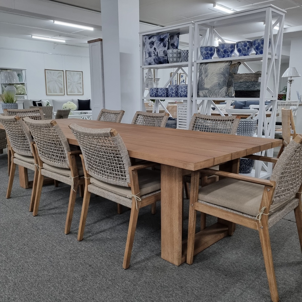 CLEARANCE SALE "Maldives" Hamptons Style Outdoor Hardwood Timber Dining Table, 300x110x76cmH + 8 Maldives Rope Chairs (RRP $4499) - Image 4