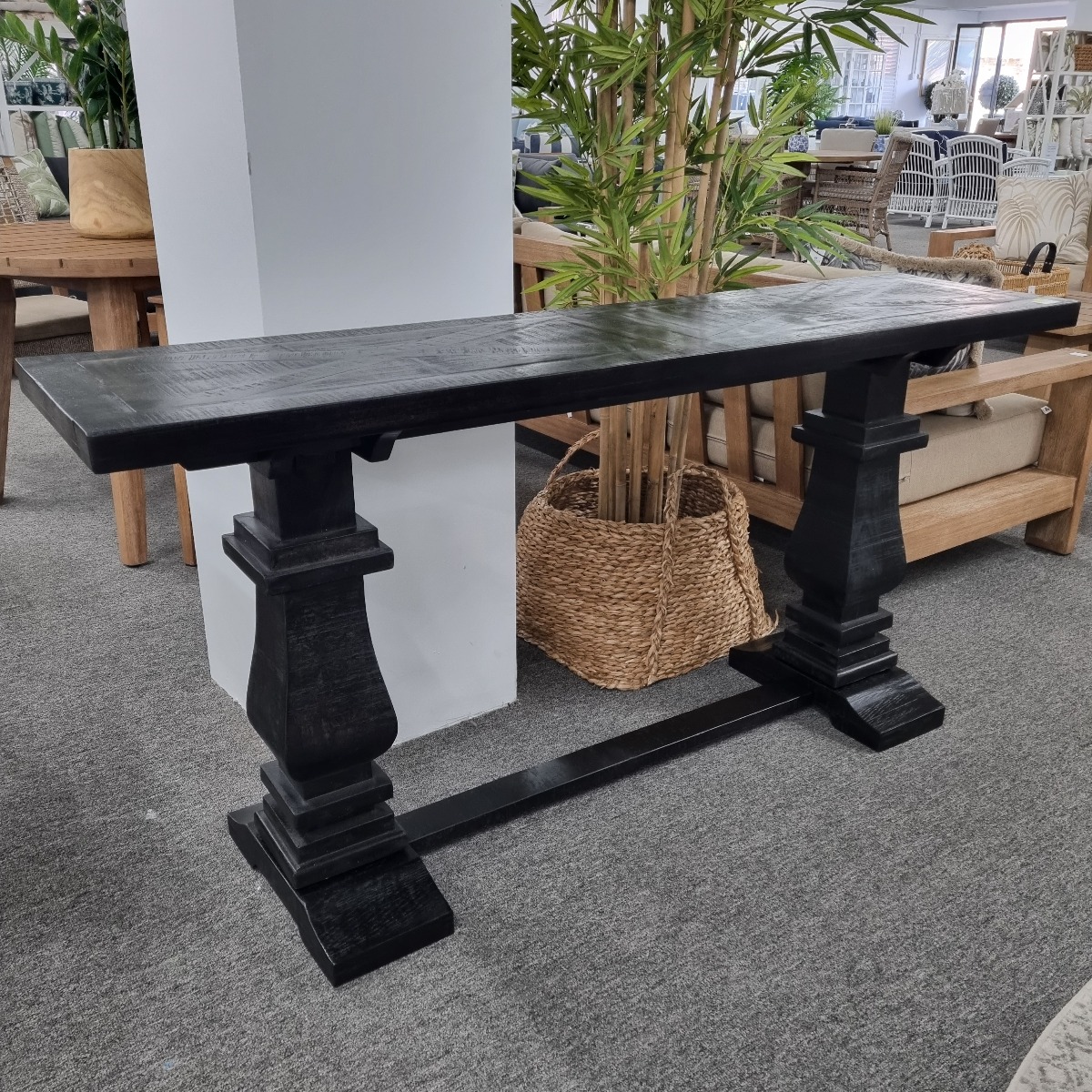 FLOORSTOCK CLEARANCE SALE "Tuscany" Hardwood Timber Hall Table Console with Pedestal Base Black, 160cm x 40cm x 77cmH (RRP $1399) - Image 4