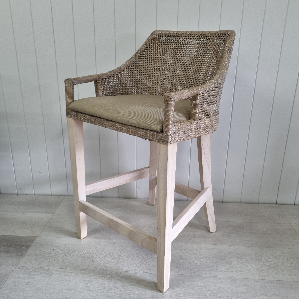 CLEARANCE SALE "Empire Bay" Hamptons Style Rattan Kitchen Counter Barstool Greywash, Whitewash Legs (RRP $499) - Image 5
